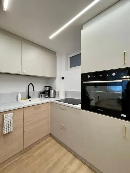 Urban Raw Calea Victoriei - Next To The Old Town Apartman Bukarest 0*,