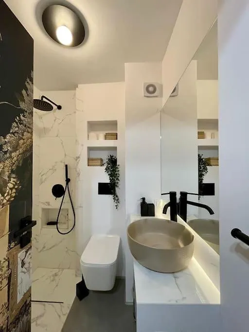 Urban Raw Calea Victoriei - Next To The Old Town Apartman Bukarest